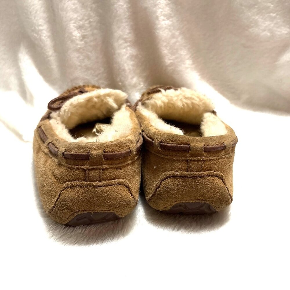 UGG Australia Womens Dakota Tan Suede Sheepskin Moccasin Slip-On Size 7 US - Picture 3 of 6